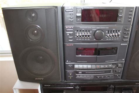 Electronics Lot Includes SONY Stereo System, Denon Double Cassette Deck ...