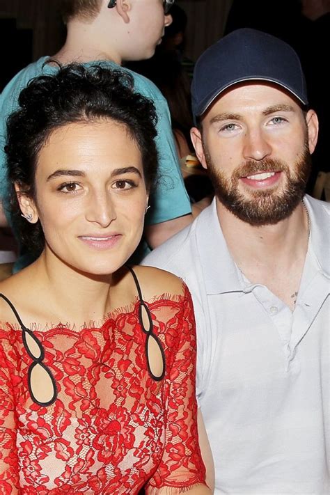 Jenny Slate Is Red Carpet Official With New Boyfriend Chris Evans