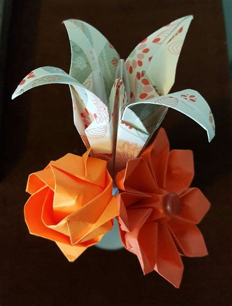 Mini Origami Flower Arrangement Origami Flowers Origami Flower Arrangements