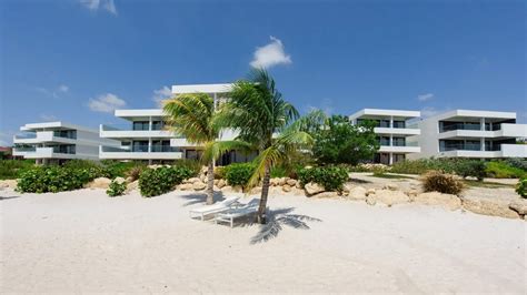 Papagayo Beach Resort | Destination Weddings