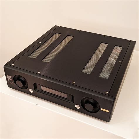 Ayre Ax Twenty Integrated Amplifier Kj West One