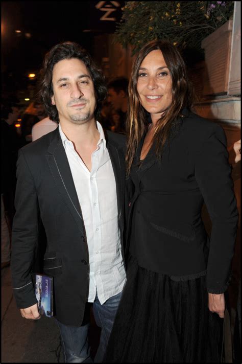 Zazie En Toute Sinc Rit Sur Sa Rupture Avec Philippe Paradis A