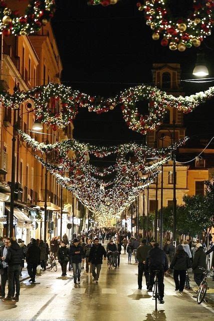 The world’s largest christmas tree on the slopes of Mount Ingino, Gubbio, Italy | Christmas in ...