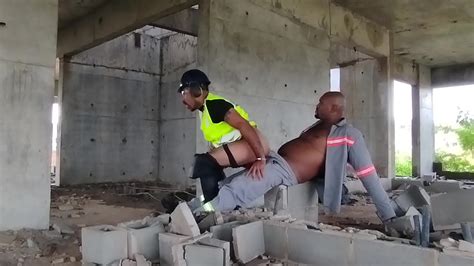 Bricklayer Takes Advantage Gay Free Porn Sex Pussyspace