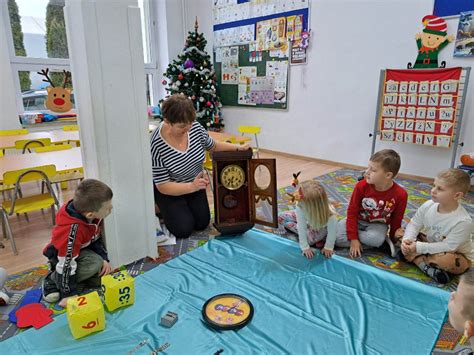 Strona Samorz Dowego Przedszkola W Starej Kornicy Poznajemy I