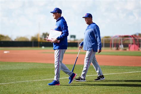 Greg Maddux Helps His Brother at Texas Rangers Spring Training - The ...