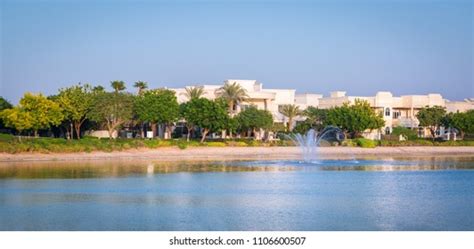 4429 Emirates Hills Dubai Images Stock Photos And Vectors Shutterstock