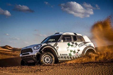 Douze Mini All4 Racing Au Dakar