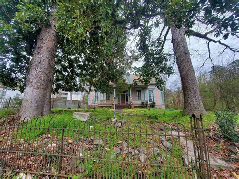 1881 In Hot Springs AR Old House Dreams