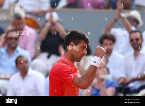 Novak Djokovic Aus Serbien Feiert Am 11 Juni 2023 Im Stade Roland