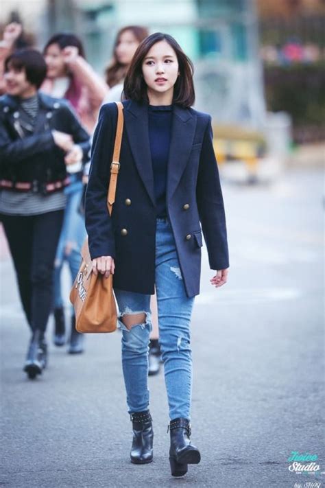 10+ Photos of TWICE Mina's Runway Ready Airport Fashion - Koreaboo