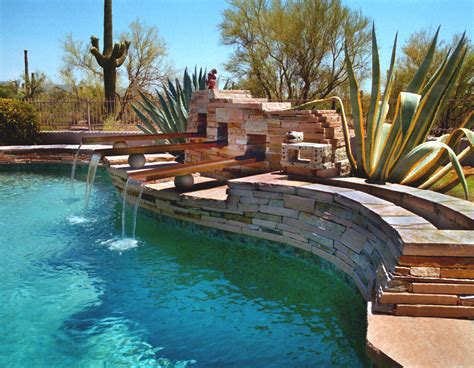 50 Spectacular Swimming Pool Water Features