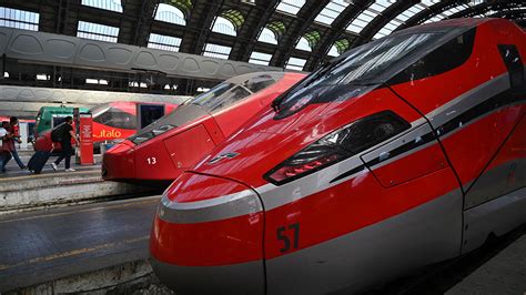 This High-Speed Train Gets You From Rome to Pompeii in Under Two Hours