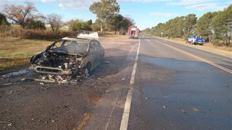 Incendio Consume Por Completo Un Auto En La Ruta Provincial 27