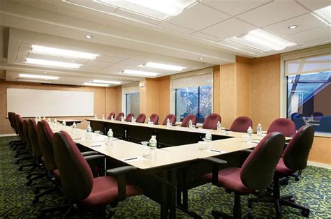 Hilton Stamford Hotel & Executive Meeting Center - Stamford, CT ...