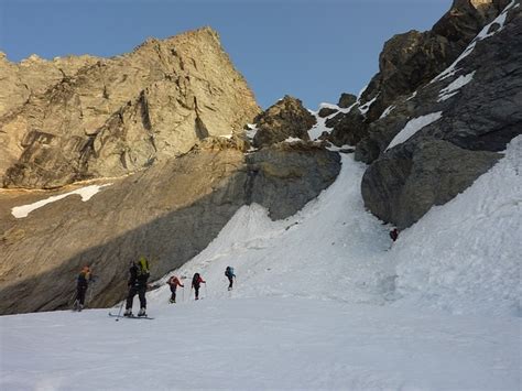 Blick Auf Das Zu Durchsteigende S Dwand Couloir Fotos Hikr Org