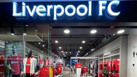 Liverpool FC Buka Toko Resmi Merchandise Di Indonesia