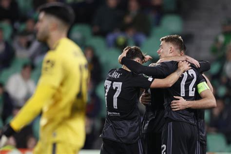 Resumen Goles Y Highlights Del Betis Dinamo De Zagreb De La Ida