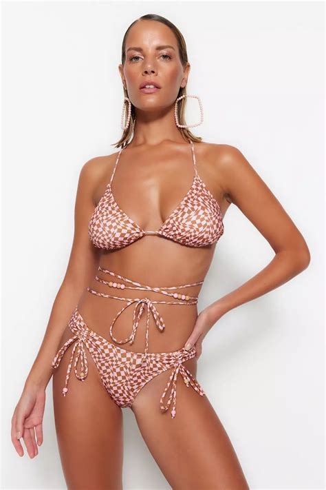 Buy Trendyol Geometric Pattern Tunnel Bikini Bottoms Regular Leg 2024