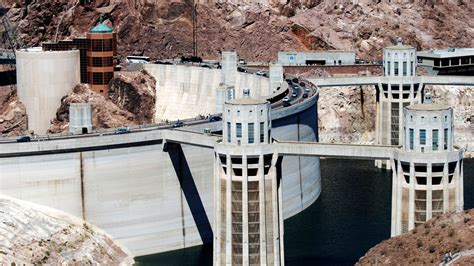 Hoover Dam Bus Tour | Grand Canyon Scenic Airlines