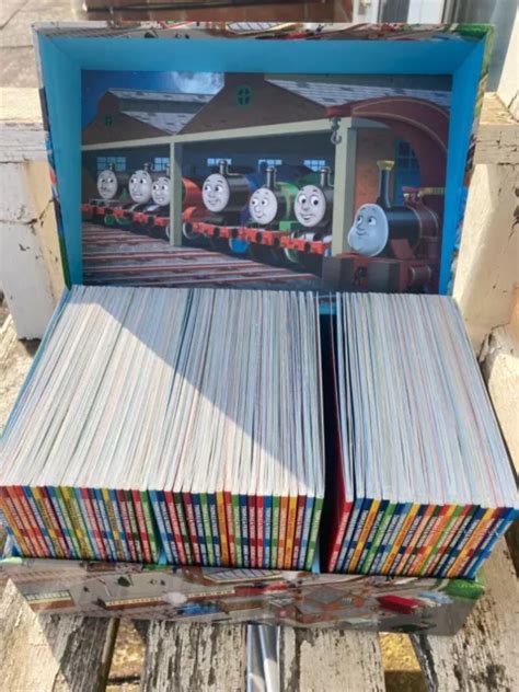 Thomas The Tank Engine Bo Te Histoire Compl Te Livres Dans Une Bo Te