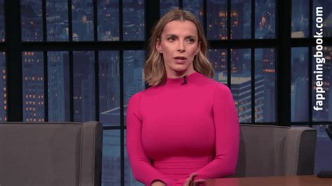 Betty Gilpin Nude OnlyFans Leaks Fappening FappeningBook