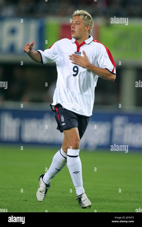 ALAN SMITH ENGLAND MANCHESTER UNITED FC ERNST HAPPEL STADIUM VIENNA