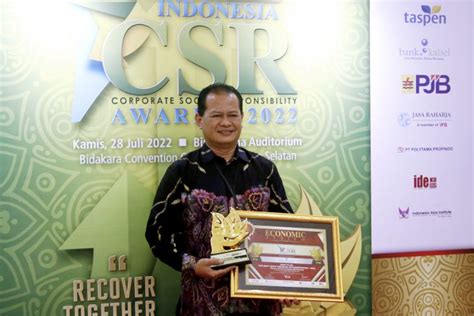 Bank Kalsel Raih The Best Sdg S Di Ajang Indonesia Csr Award