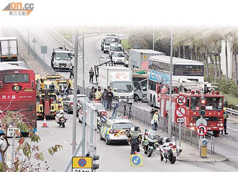 七車串燒趕上班少女亡 東方日報