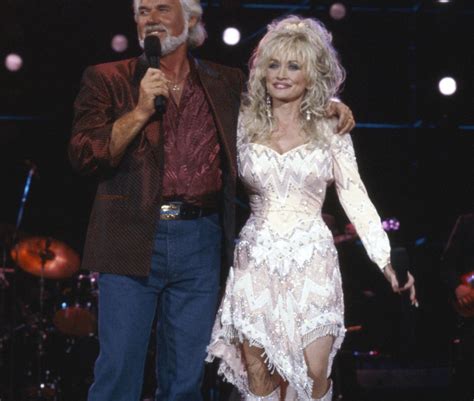 Dolly Parton's Last Performance With Kenny Rogers Will Be "Very Emotional"