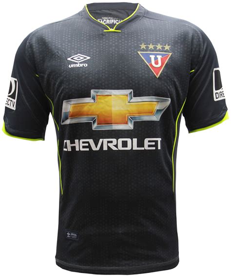 Umbro Apresenta As Novas Camisas Da LDU De Quito Show De Camisas