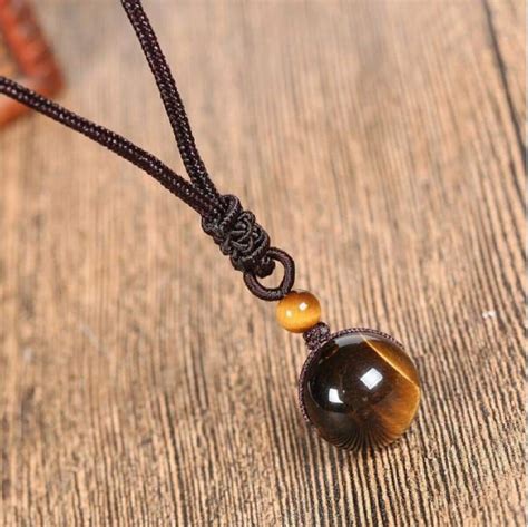 Collier Pendentif Oeil De Tigre Prestige Bouddha