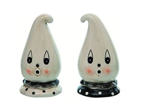 2 Ghost Salt And Pepper Shakers Measurements 35 X 2 X 2 Halloween