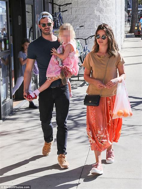 Jamie Dornan Joins Wife Amelia And Daughter Dulcie In La Daily Mail