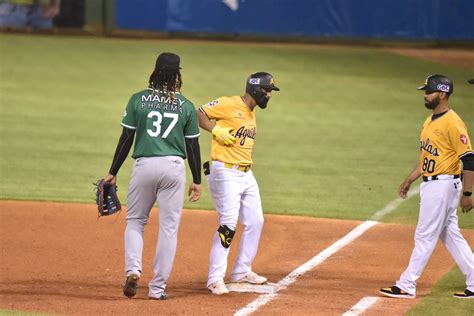 Estrellas Vencen A Las Guilas Guilas Cibae As