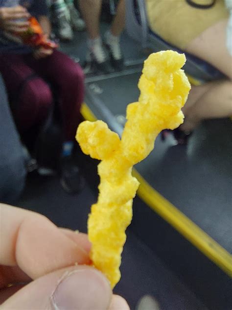 I found this Cheeto in the shape of Mozambique : r/mapporncirclejerk