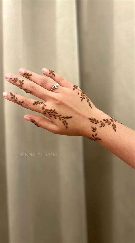 35 Beautiful Henna Design Ideas Leave Henna Design Henna Designs