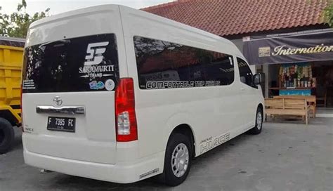 Sewa Hiace Blitar Harga Rental Termurah Fasilitas Mewah Sanjaya Tour