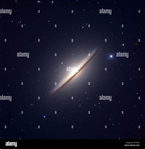 La Galaxia Sombrero Tambi N Conocida Como Messier O Ngc Es