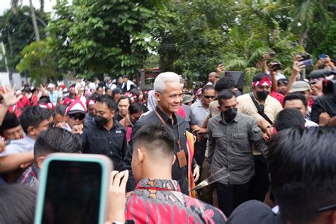 Ganjar Pranowo Orasi Di Tugu Proklamasi Sebelum Mendaftar Ke Kpu Ri