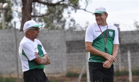 Preparador físico aprovou treinos do Coelho e clube aguarda atacante