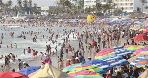 Turistas Abarrotan Playas De Mazatl N Sin Medidas Sanitarias Mtp Noticias