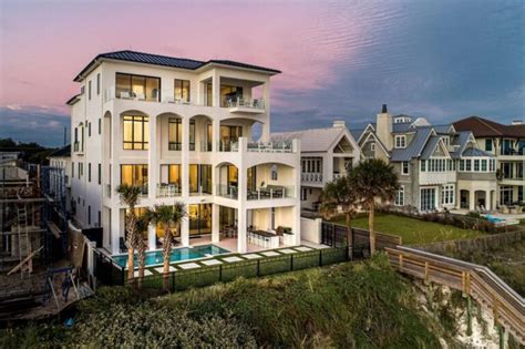 An Unique Florida Home In Santa Rosa Beach Asking For 19900000