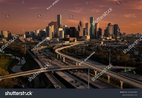 Houston Skyline Night: Over 1,205 Royalty-Free Licensable Stock Photos ...