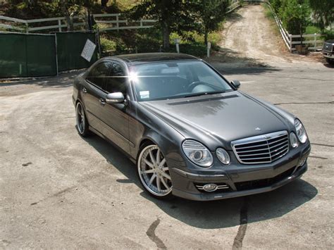 Mercedes Benz W211 E350 4matic TUNING BENZTUNING