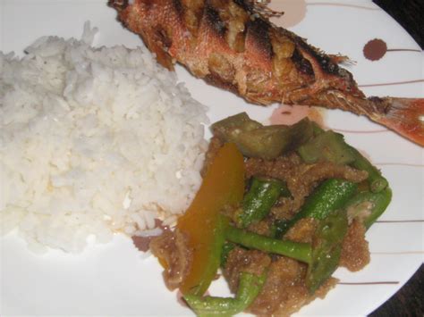 PINAKBET with PORK CHICHARON