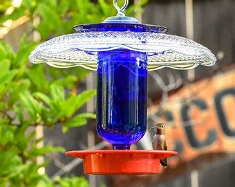 Bee Free Hummingbird Feeder - Etsy