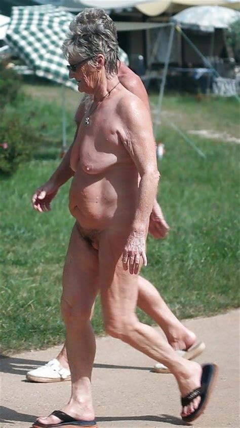 Older Lady Crack Erotic Photos