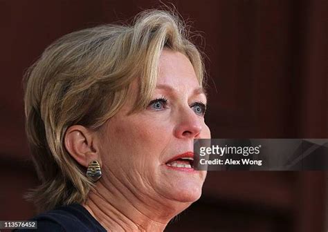 572 Susan Ford Bales Photos & High Res Pictures - Getty Images