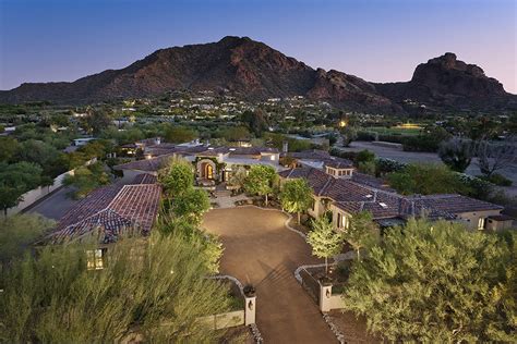 Paradise Valley Village, Phoenix, Arizona